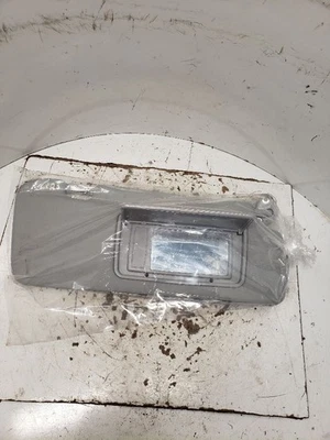 Parasol derecho pasajero sin iluminación se adapta 07-11 CR-V 1394668 Foto 1 de 4