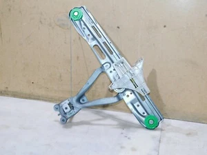 VAUXHALL VECTRA C (02-09) REAR DOOR LEFT PASSENGER SIDE WINDOW REGULATOR MANUAL - Picture 1 of 2