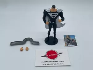 Figura animada McFarlane DC Multiverso 7" pulgadas traje negro de Superman - Imagen 1 de 1