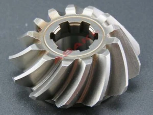 For YAMAHA Outboard hors-bord 48, 55 HP Gear Pinion engranaje 697-45551-00 13T - Picture 1 of 3