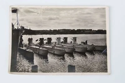 Ansichtskarte Kiel Marine Unterseeboote am Wohnschiff - Bild 1 von 2