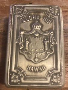 VINTAGE HAWAIIAN COAT OF ARMS METAL MATCHBOOK HOLDER HAWAII - Picture 1 of 8
