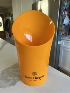 VEUVE CLICQUOT ORANGE ACRYLIC CHAMPAGNE ICE BUCKET Read* - Picture 1 of 10