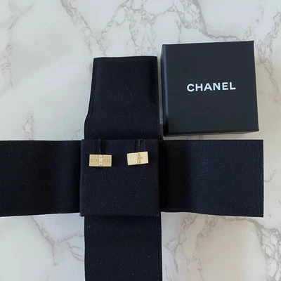 New in Box Chanel Earrings Ear Ring Earring Accessory Fashion Jewellery - Bild 1 von 4