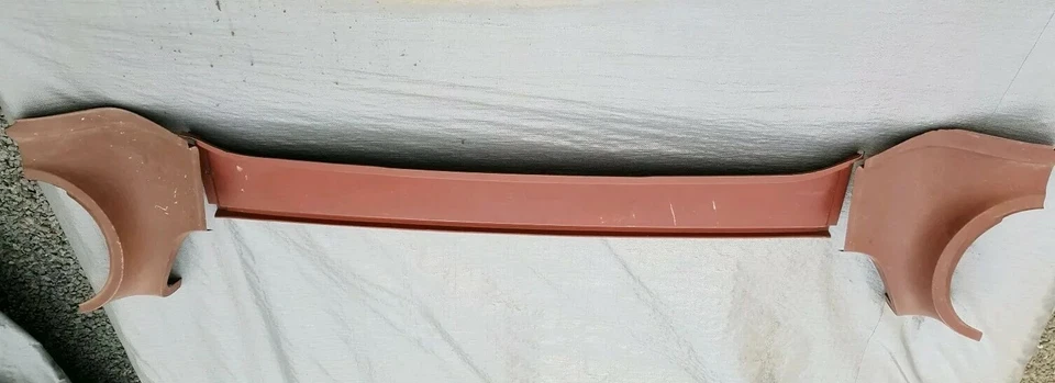 Новый из старых запасов 1957 Ford thunderbird задний центральный стальной листовой металл, новый оригинальный запас   - Изображение 1 из 4