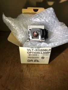 NEW OEM VLT-XD206LP Mitsubishi Projection Lamp - Picture 1 of 10