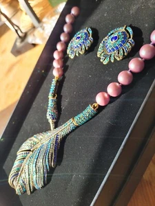 Heidi Daus Swan Feather Necklace And Earrings Set - Picture 1 of 3