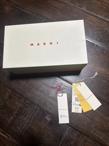 Marni Scatola Vuota Scarpe Conservazione Regalo 12,75x7,25x4,5” Logo Tag Set Tessuto - Foto 1 di 12