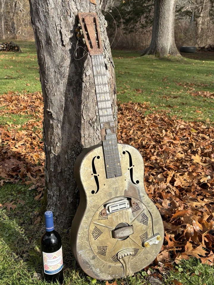 Guitarra National Duolian de 1930 intacta como se encuentra rara Foto 1 de 4
