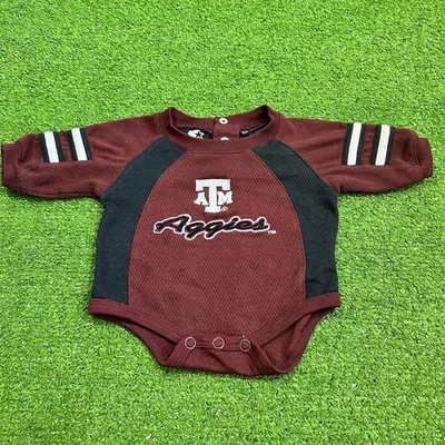 复古 Texas A&M 初学者身体套装 0-3 个月 Aggie 脚本网眼套装 90 年代婴儿 — 第 1/4 张图片