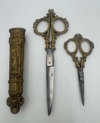 Antiguo juego de tijeras de anidación de 2 piezas estilo victoriano alemán raro con asas de latón Foto 1 de 4