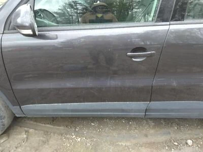 Front Door VW TIGUAN Left 09 10 11 12 13 14 15 16 17 - Image 1 of 4