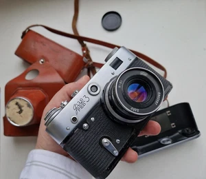 Vintage Film classic 35mm camera FED-3 (1955-1970) with Industar 52mm f2.8 USSR - Picture 1 of 6