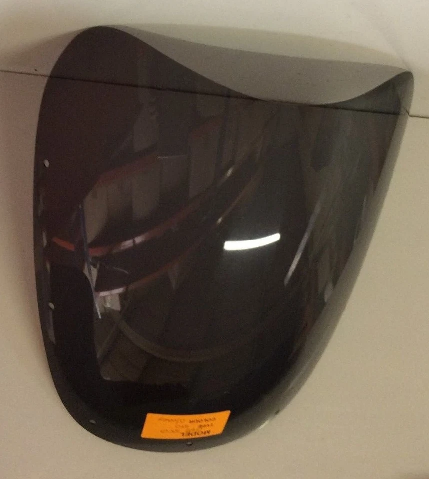 Kawasaki GPZ 550 estándar 94-03 pantalla en gris oscuro Foto 1 de 1