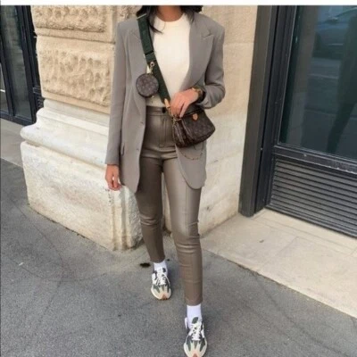 Leggings Zara Imitación Cuero Cintura Alta Taupe Talla XS Foto 1 de 4