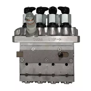 Pompa iniezione carburante Kubota V1305 nuova originale OEM - Foto 1 di 1