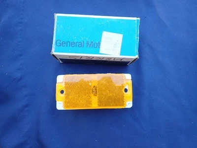 1974-77 Oldsmobile Cutlass front side marker light, LH, NOS! 926917 lens - Image 1 of 4