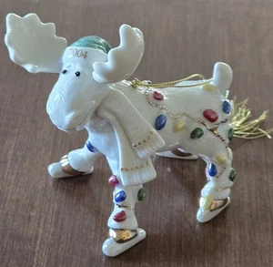  Lenox China Marcel the Moose 2004 patinaje sobre hielo adorno de Navidad - Imagen 1 de 10