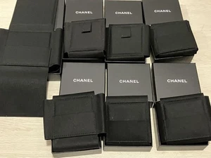 CHANEL Spilla Forcina Cerchio Orecchini Gioielli Scatola Vuota Custodia LOTTO mzmr A - Foto 1 di 2