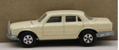 Vehículo fundido a presión Ertl 1609 1:64 crema Mercedes Benz 450SE Foto 1 de 1