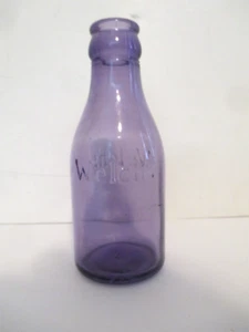VINTAGE ANTIQUE WELCHS 5" PURPLE AMETHYST GRAPE JUICE BOTTLE 2 SIDED LOGO NICE - Picture 1 of 13