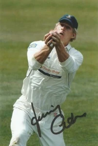 HAMPSHIRE CRICKET: JIMMY ADAMS SIGNED 6x4 ACTION PHOTO+COA - Picture 1 of 1