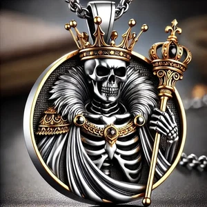 Skull King Pendant Medallion necklace comes with Black Gift Pouch - Picture 1 of 2