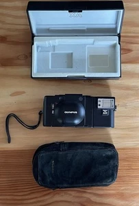Olympus XA 35mm Camera with A11 Flash In Box with Carry Case - Picture 1 of 19