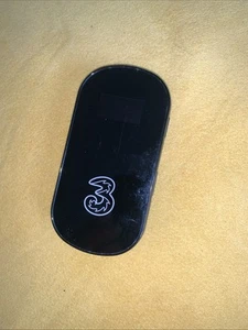 Huawei E586 MiFi 21.1Mbps Mobile Wi-Fi Broadband Router / Dongle -Used - Photo 1/4
