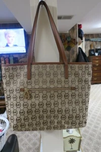 Michael Kors Montauk Signature X Large Tote Bag Brown 18" X 13" Fabric Leather - Picture 1 of 8