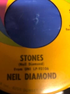 Neil Diamond – Stones / Crunchy Granola Suite - 7" VINYL 45 RPM - Picture 1 of 4