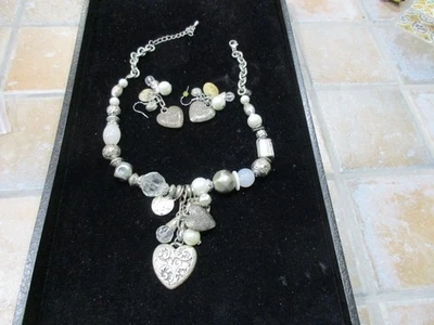 Collar/pendientes PARK LANE estilo encanto peltre cadena con cuentas tono plata Foto 1 de 3