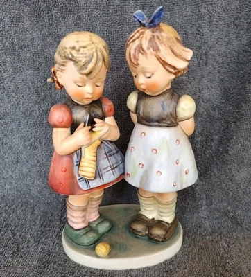 Rare Goebel Hummel Knitting Lesson #256 Germany TMK-4 Figurine EUC **READ** - Image 1 of 4