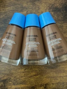 COVERGIRL Clean Matte Liquid Foundation, 570 Deep Golden 3 Pack - Picture 1 of 3