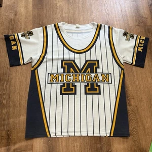 Camiseta vintage de la Universidad de Michigan con estampado AOP para hombre XL - Imagen 1 de 8