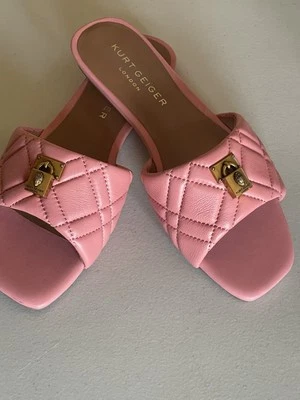 KURT GEIGER LONDON СТЕГАНАЯ КОЖА BRIXTON ЗАМОК СЛАЙД В ОТКРЫТЫЙ РОЗОВЫЙ 8,5/39 W3 - Изображение 1 из 4