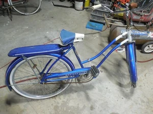 1960 Women's "WESTERN FLYER" Bike, Very Nice Original, Ridable Condition - Picture 1 of 7