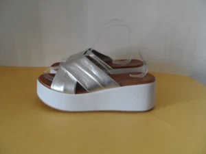 Inuovo Pantoletten, Gr. 40, Leder, silber - Bild 1 von 5