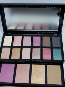Lancome A Parisian Wanderlust Eye & Face Palette Full Size 12 Eyeshadow 4 Blush - Picture 1 of 8