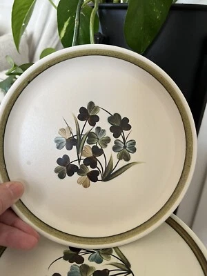Plato lateral vintage de gres DENBY Clover mediados de siglo vajilla Cottagecore en muy buena condición Foto 1 de 4