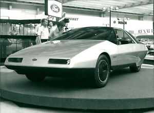 The cars. Ghia in Turin has produced this exper... - Vintage Photograph 2419937