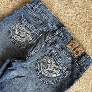 Vintage Y2K Fox Jeans Womens Embellished Denim Shorts Size 7/8 - Picture 1 of 6