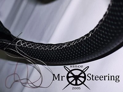 FITS PEUGEOT 308 PERFORATED LEATHER STEERING WHEEL COVER 07+ WHITE DOUBLE STITCH - Image 1 of 3