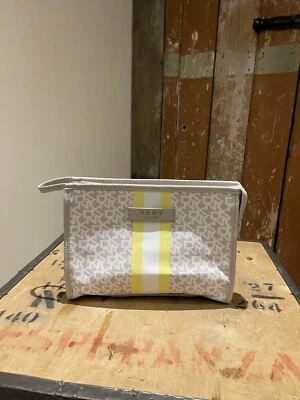 DKNY Нью-Йорк макияж стирка туалетных принадлежностей сумка пастельные цвета средний размер молнии застежки - Изображение 1 из 4