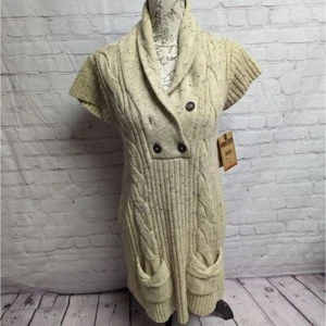 Vestido suéter tallado con volantes. Grande. 553 - Imagen 1 de 8