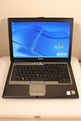 Dell D620 (1.83GHz/2GB/160GB/DVDRW) WXGA+ Windows XP PRO, SERIAL Port - Image 1 of 4