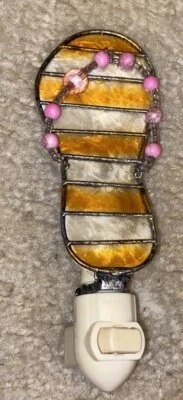 Luz noturna flip flop praia natural capiz shell luz noturna listras laranja 60120Y - Imagem 1 de 4