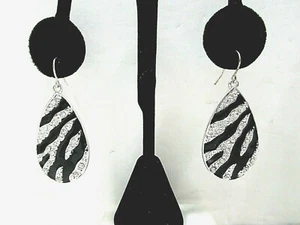 BLACK ENAMEL CRYSTAL PIERCED EARRINGS FASHION STATEMENT ANIMAL PATTERN MODERN - Picture 1 of 3