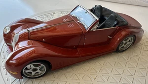 Maisto Morgan Aero 8 Diecast Car Burnt Orange - 1/18th Scale (214-06) - Picture 1 of 9