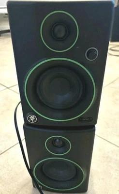 Mackie CR3 3 inch Creative Reference Multimedia Studio Monitor (Pair) - Image 1 of 2